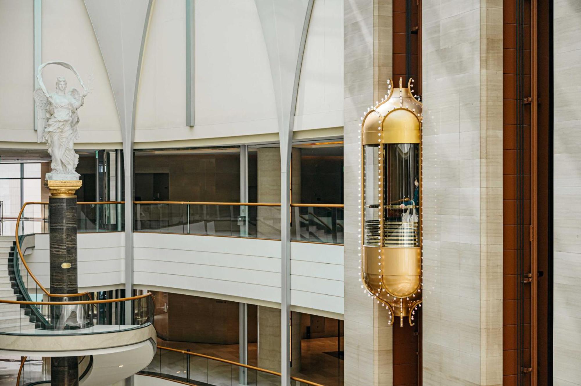 Lotte World Hotel 5*