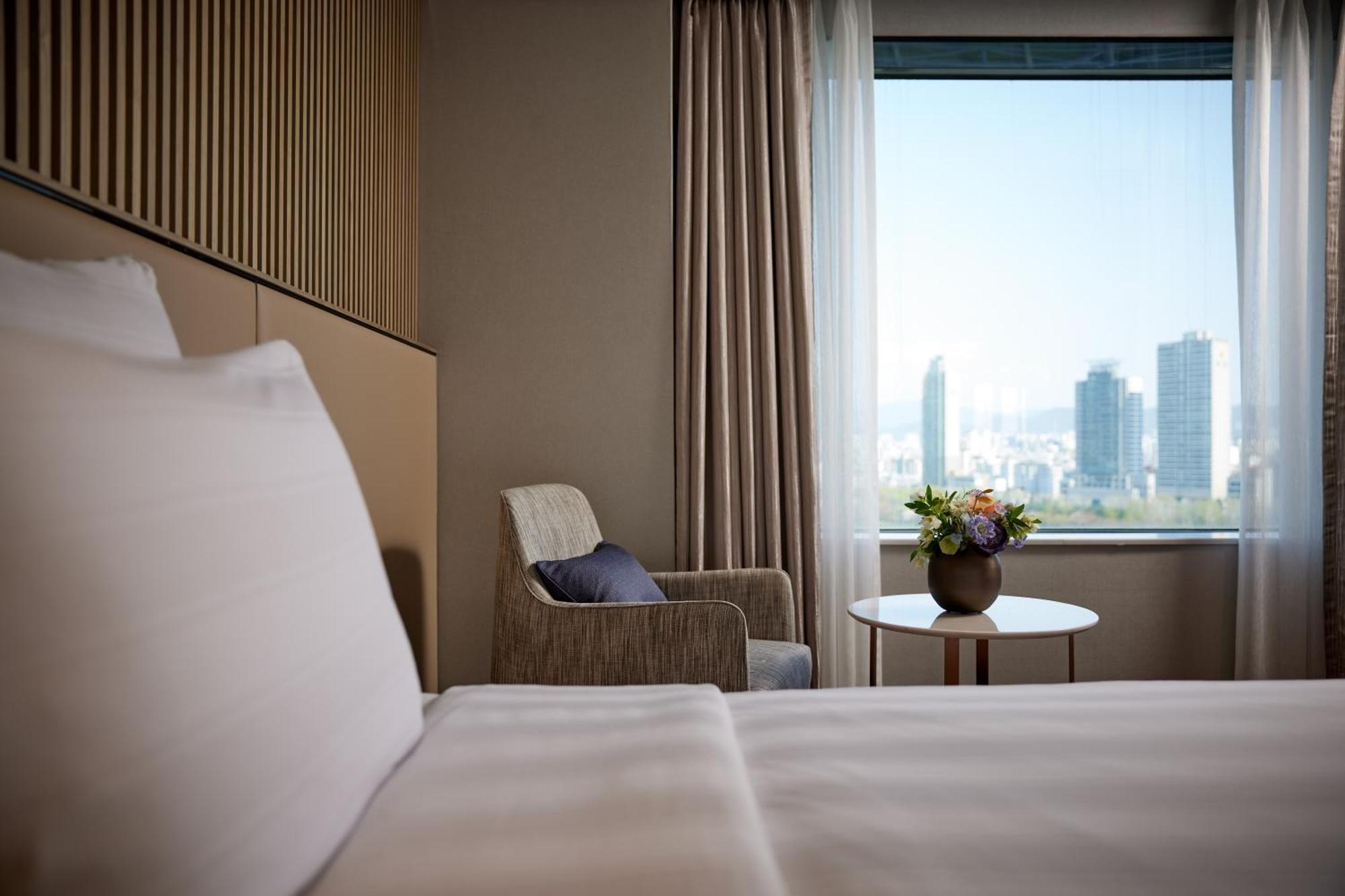 Hotel Lotte World 5*